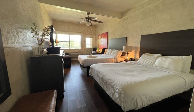 Mountain Harbor Queen Guest Room on Lake Ouachita by RedAwning