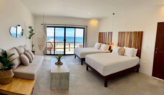 New Beachfront Suites 2nd Floor Complete Beachfront, Beautiful Ocean View