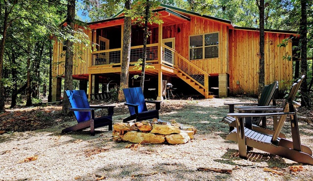 Newly constructed Secluded Ozark Cabin - 45 Acres - Fire Pit & Trails