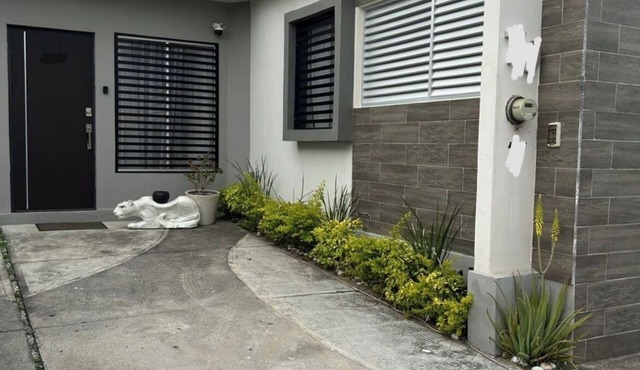 Nice furnished house near church, shopping centers and beaches