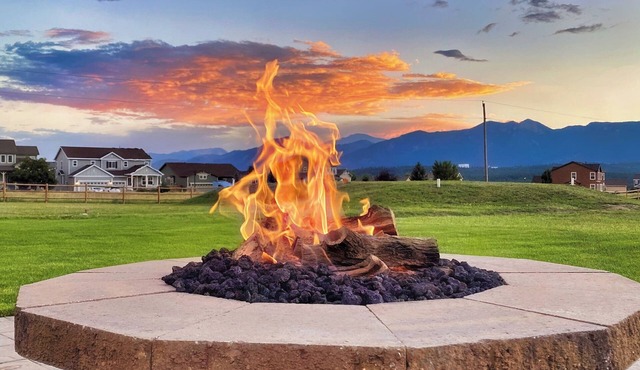 Northgate Haven Game Room, Views, Spacious, Modern & Convenient