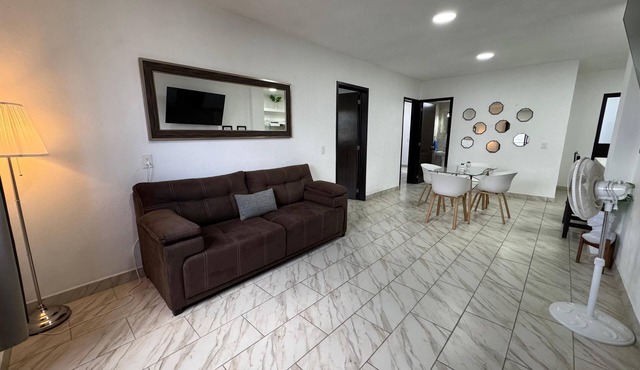 Nuevo y Amplio Departamento en el Centro de la Ciudad con 2 Camas King