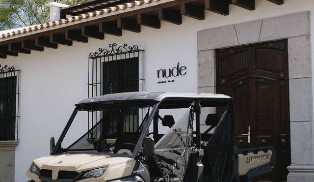 Nude Antigua - Modern Apartment #4