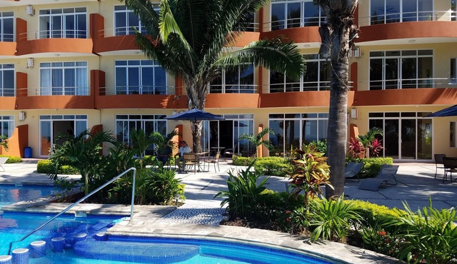 Ocean View 1-Bedroom Condo 103. Stays of 1 month or more, get discounted rates