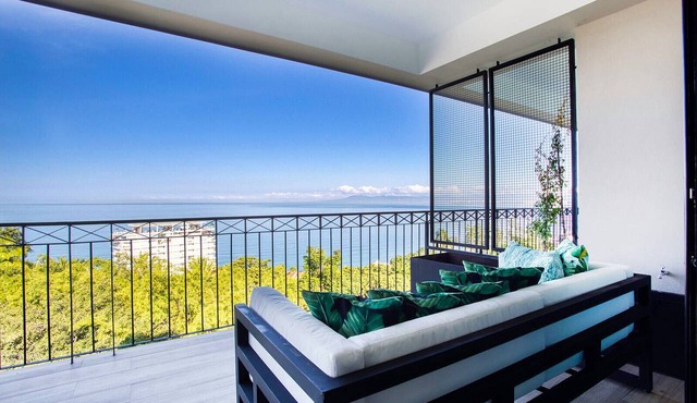 Ocean-view terrace, Pool & BBQ, Conchas Chinas