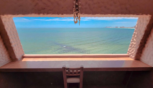 Ocean View Upper Floor Luxury Condo - Pinacate B407 2 BR 2 BA Next to the Pool, Wi-Fi