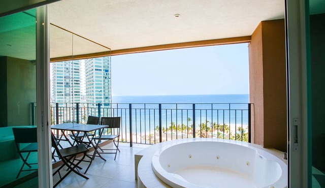 Ocean Views, Private Hot Tub & Resort Amenities