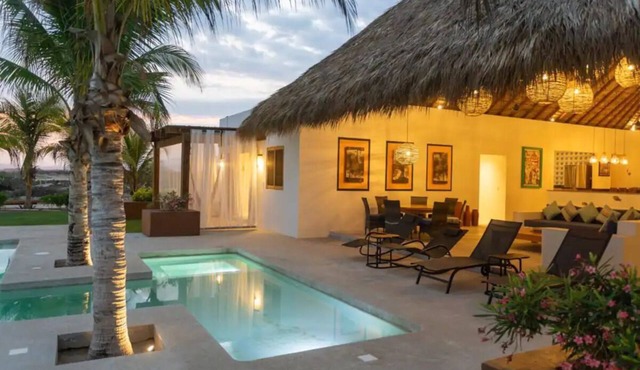 Oceanfront Oasis The Window to Paradise