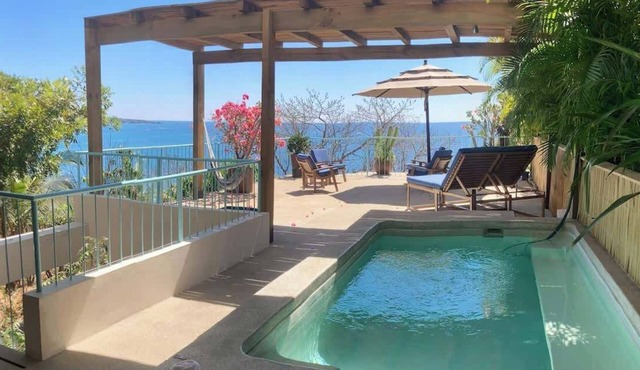 Oceanfront Penthouse w/Pool & Panoramic Views