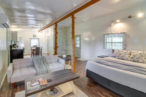 Ozark Escapes Cabin! Serene Forest & Mtn Setting