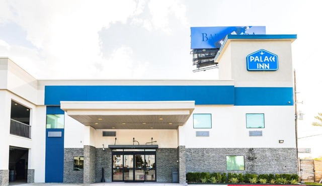 Palace Inn IAH Houston Bush Intercontinental Airport