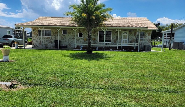 Paradise Awaits the Fisherman in Okeechobee