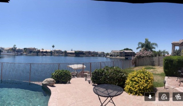 Paradise Lake with boat, fishing, infinity pool, water slide