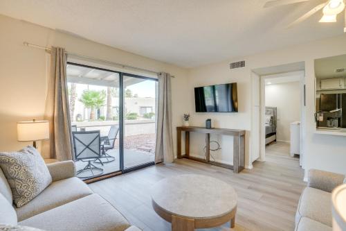 Patio + Pool Access: Golf Getaway in Peoria