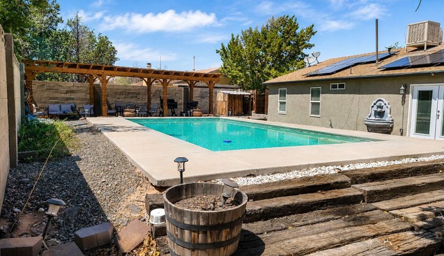 Peaceful Albuquerque Stay - Spacious & Welcoming in Albuquerque
