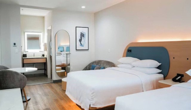 Peaceful Room Retreat w/Kitchenette | Free Parking | Lydia Ann Lighthouse - 2mi