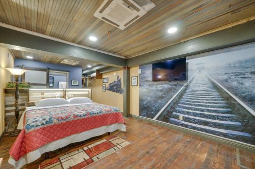 Pet-Friendly Texarkana Studio in The Historic 1894