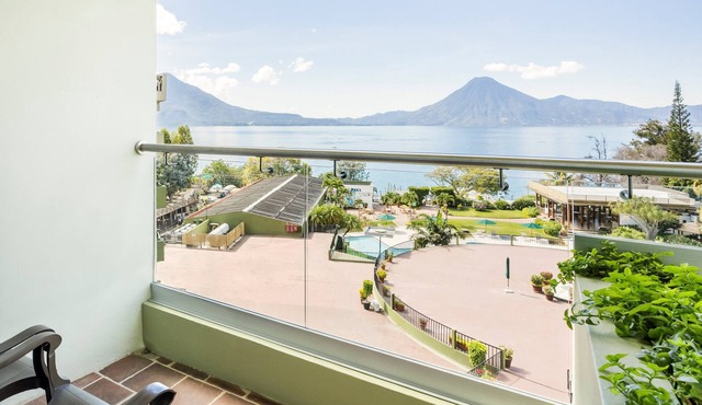 Porta Hotel del Lago