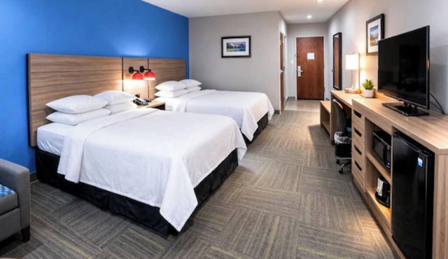 Practical Stay—Budget-Friendly Room, Near Aransas Pass Aquatic Center -6.2 miles