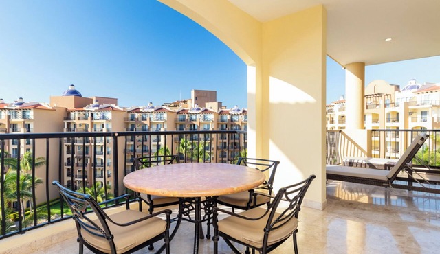 PRESIDENT'S DAY WEEK IIN PUERTO VALLARTA! VILLA DEL PALMAR FLAMINGOS 2 BEDROOM