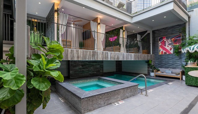 Private Balconies w/Heated Pool, Hot Tub Near French Qtr – Family Friendly