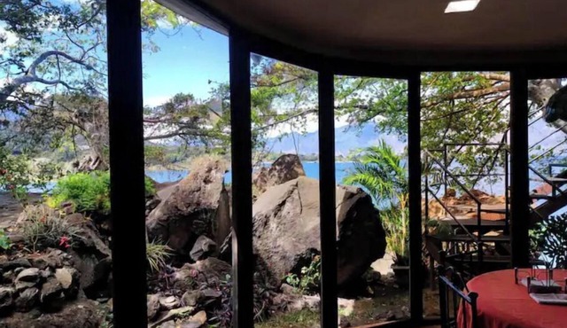 Private beachfront Lake House - Cerro de Oro