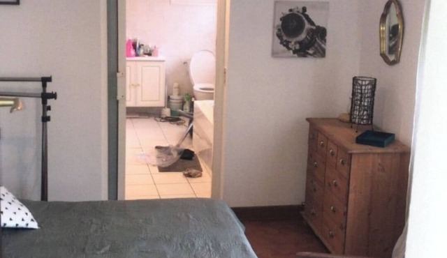 PRIVATE CHAMBER with independent entrance near Cergy in Ableiges