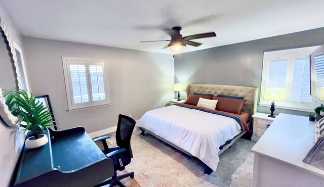 PRIVATE POOL getaway, delightful 3-bedroom home with in Mineral Wells