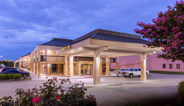 Quality Inn at Arlington Highlands