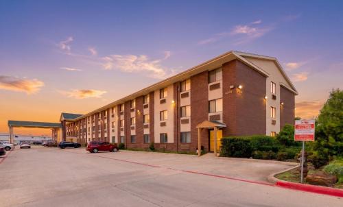 Quality Inn DFW Airport North