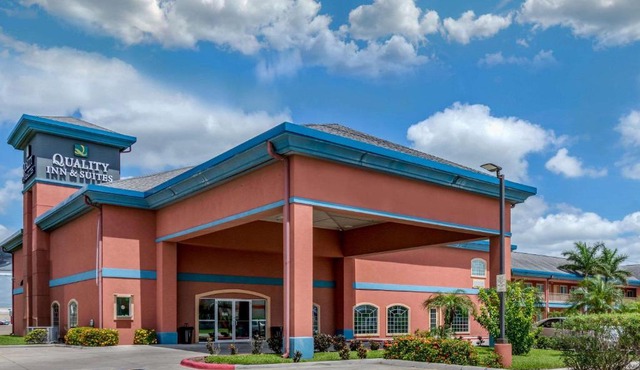 Quality Inn & Suites at The Outlets Mercedes-Weslaco