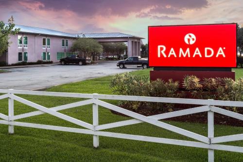 Ramada by Wyndham Luling Kenner South in Luling