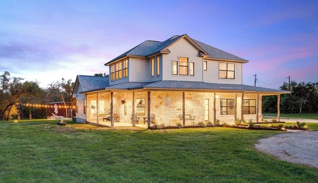 Redemption Ridge: Animal Rescue Estate with private pool and spa on 7 acres!