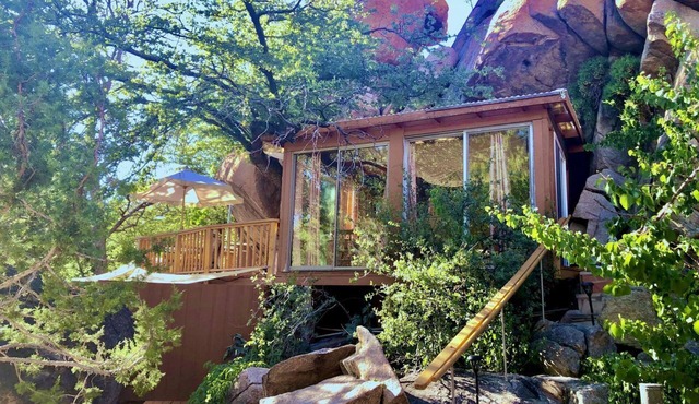Rejuvenating Tree House Getaway with Pool Access in Prescott, Arizona