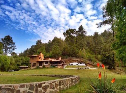 Relajante Cabana Con Vistas Impresionantes