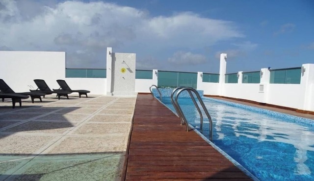 Relaxing Double Room with Rooftop Access – Perfect for Exploring Nearby Gems