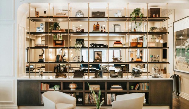 Renaissance Saint Elm Dallas Downtown Hotel