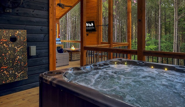 Ride to ATV Trails + Dog Run + Game Room + Bunk Bed Nook + Guests Favorite