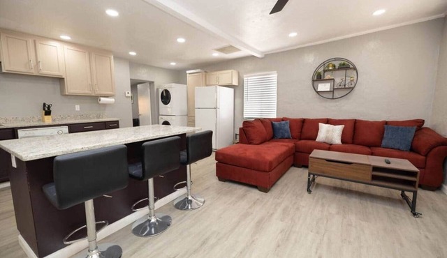 Rillito Path 1: Cozy, Pet-Friendly pad with W/D