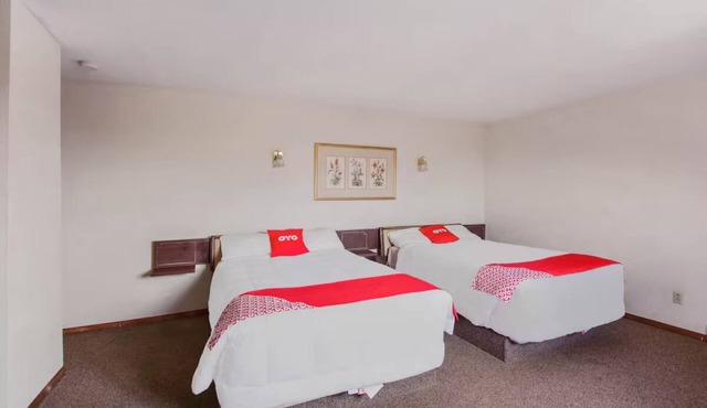 Road Trip Ready: Charming 3 Rooms for Rest and Relaxation