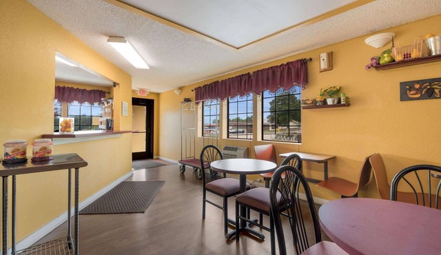 Rodeway Inn Benton