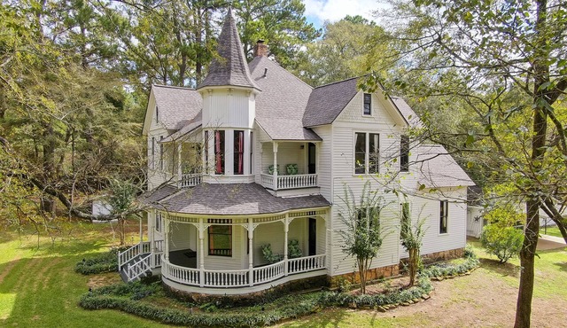 Romantic 1901 Victorian Home on seven wooded acres