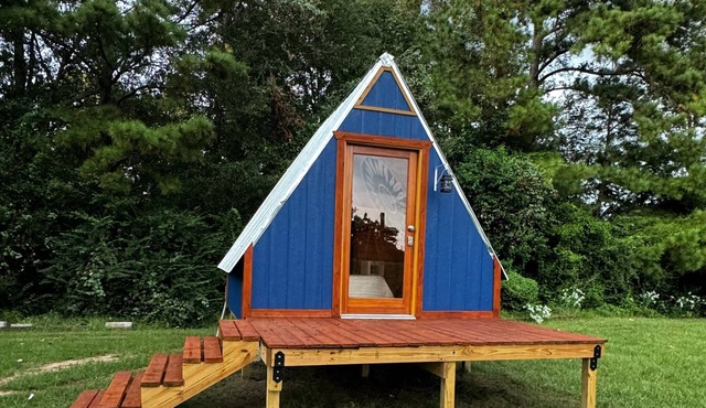 Romantic Camp Getaway near Lake Livingston