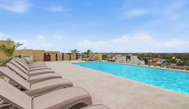 Rooftop Pool & Gym walkable studio full equipped