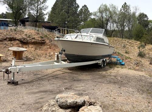 Rustic Boat Glamping Retreat with Mountain Views near Rio Peñasco in Mayhill, New Mexico