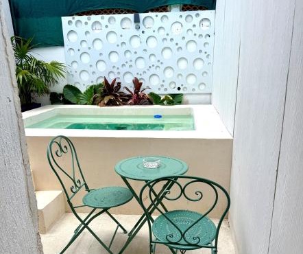 Sakna Mérida con jacuzzi alberca privada