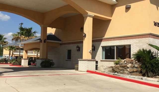 Scottish Inn & Suites