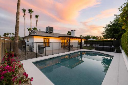 Scottsdale Acoma