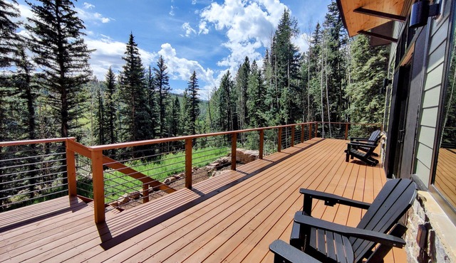 Secluded 35-Acre Mtn Lodge Near Telluride & Ouray