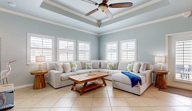 Shared Pool, Pet Friendly, Golf Cart Access
